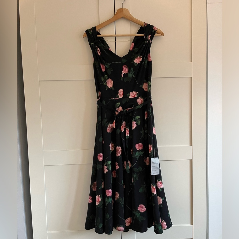 NWT Gal Meets Glam floral midi dress